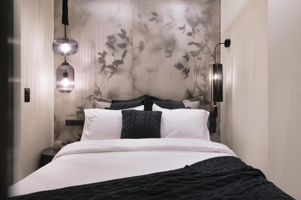 Adrianou At Heart Of Plaka Apartment Athena Bagian luar foto