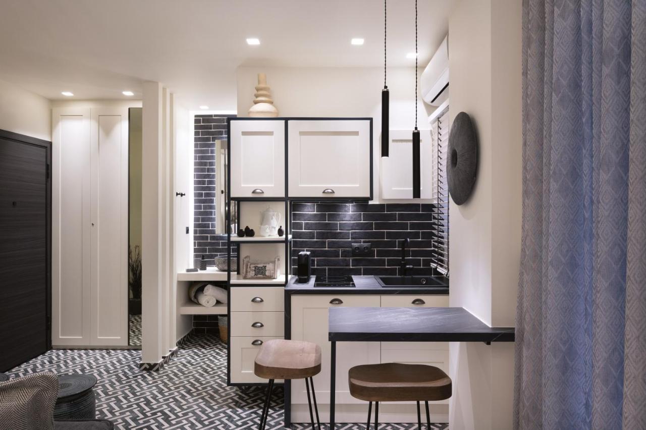 Adrianou At Heart Of Plaka Apartment Athena Bagian luar foto