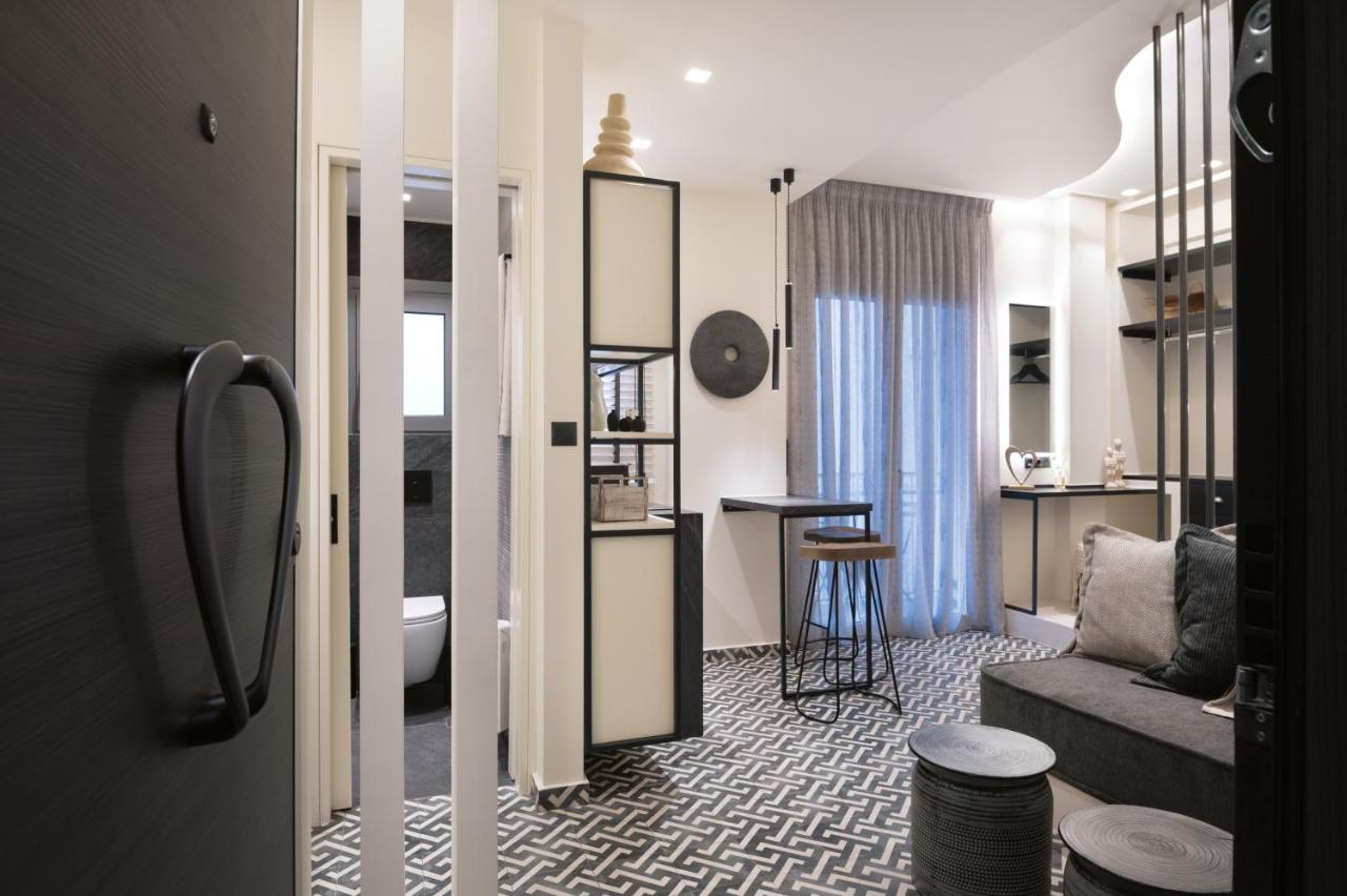 Adrianou At Heart Of Plaka Apartment Athena Bagian luar foto