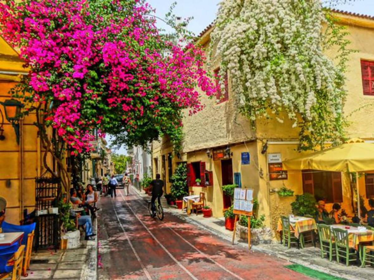 Adrianou At Heart Of Plaka Apartment Athena Bagian luar foto